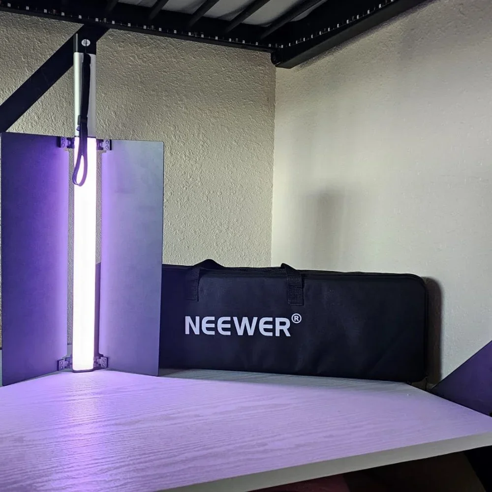 NEEWER CL124 RGB Handheld LED Light Stick Light Wand
